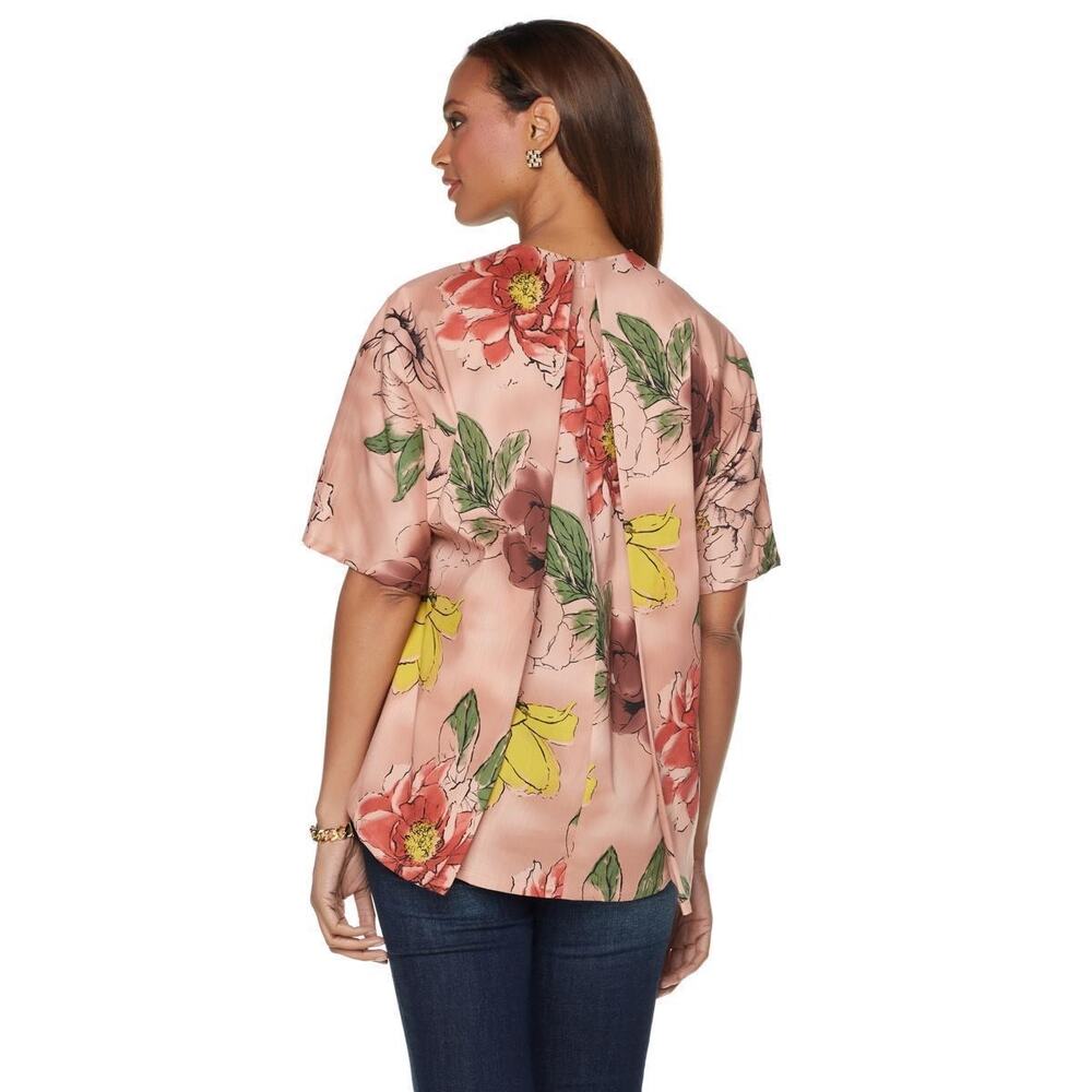 Melissa McCarthy Seven7 NWT Pink Floral Skimmer Top - Size Large - Pleated Back